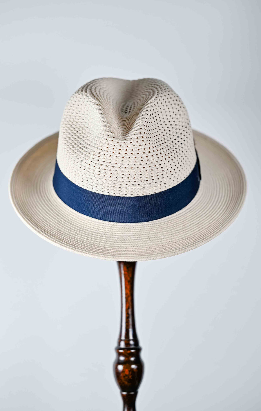 LARS - PP BRAID VENT CROWN TRILBY- Natural