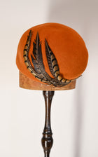 LYLA - Wool Felt Beret w/ Feather
