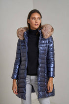 Metallic long puffer jacket with fur on hood: Vert