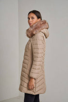 Long quilted down jacket with fur on hood: Beige